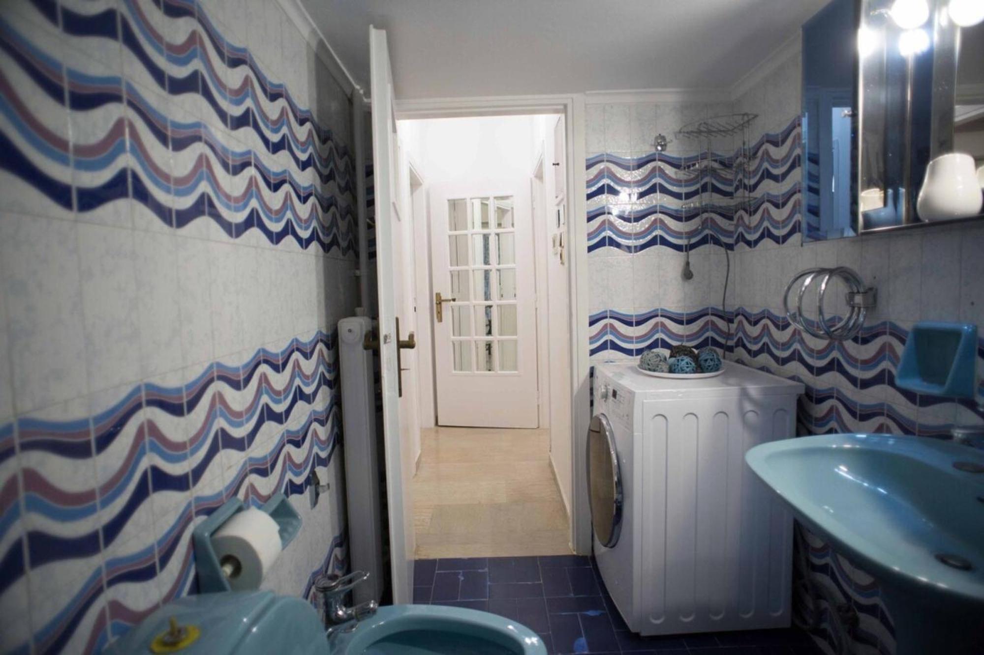 Cozy Apartment With Sea View Next To Marina Zeas Piraeus Exterior photo